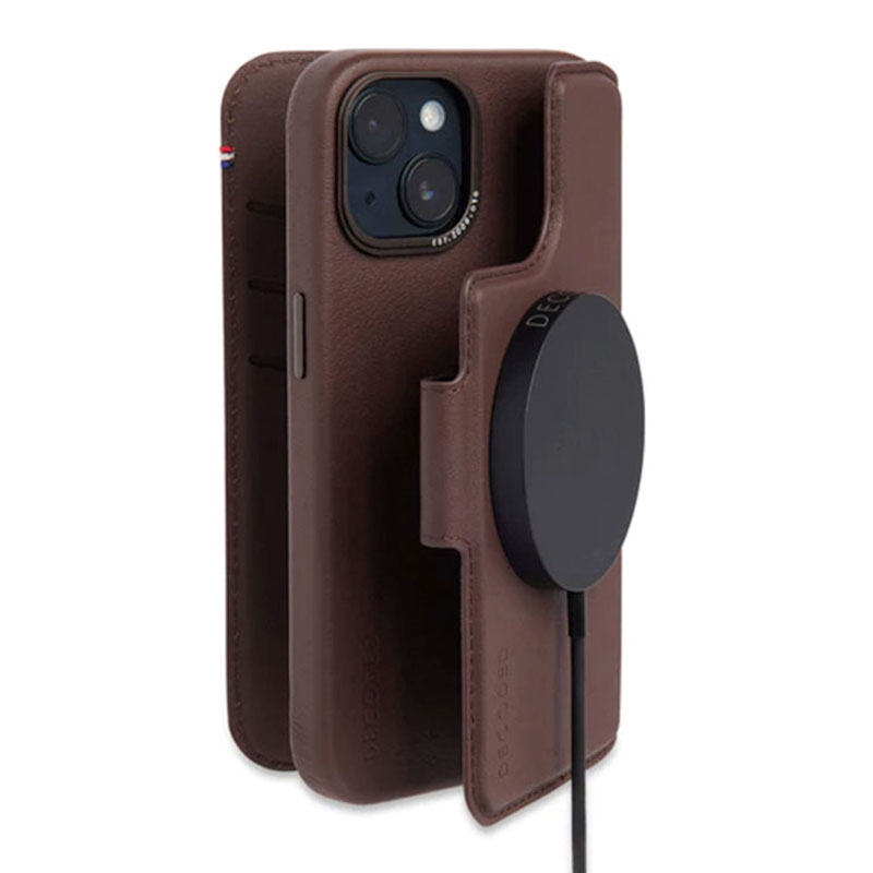 Decoded puzdro Leather Detachable Wallet MagSafe pre iPhone 14 Plus - Brown