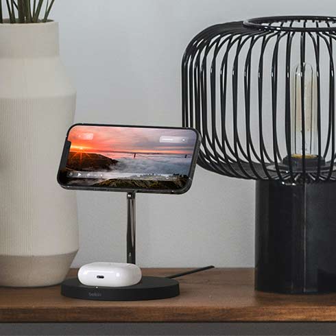 Belkin Boost Charge Pro 2-in-1 Wireless Charger with Magsafe 15W - Black*Vystavený*