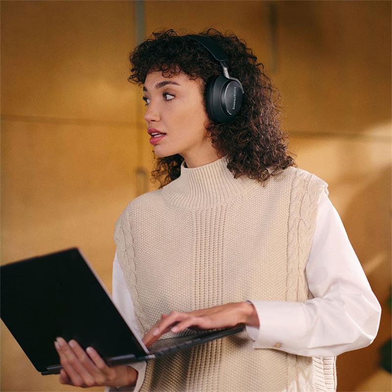 Bowers & Wilkins Px8 Wireless Black slúchadlá