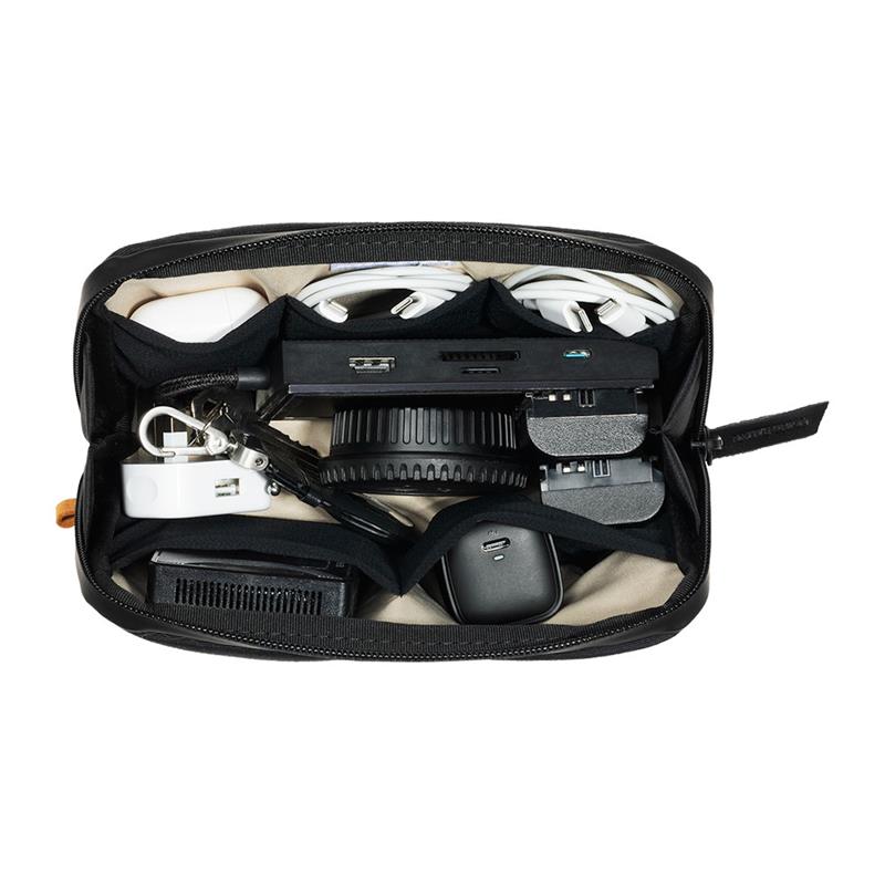 Native Union pouzdro W.F.A. Tech Organizer - Black