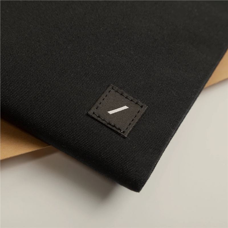 Native Union pouzdro W.F.A. Sleeve pro MacBook Pro 14" 2023/2021 - Black