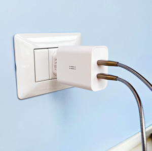 Aiino - Twins Dual USB-C wall charger (40W)