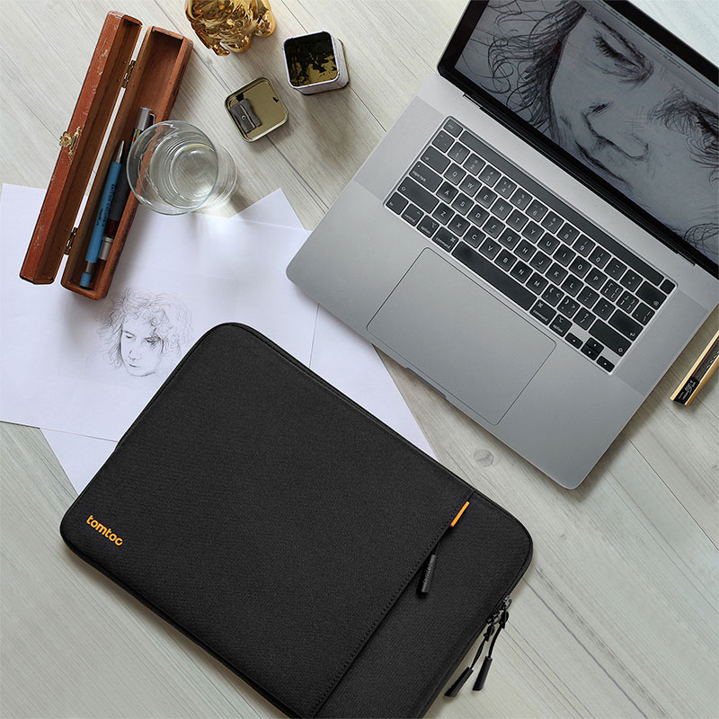 Tomtoc Sleeve pouzdro pro Macbook Pro 14" - černá