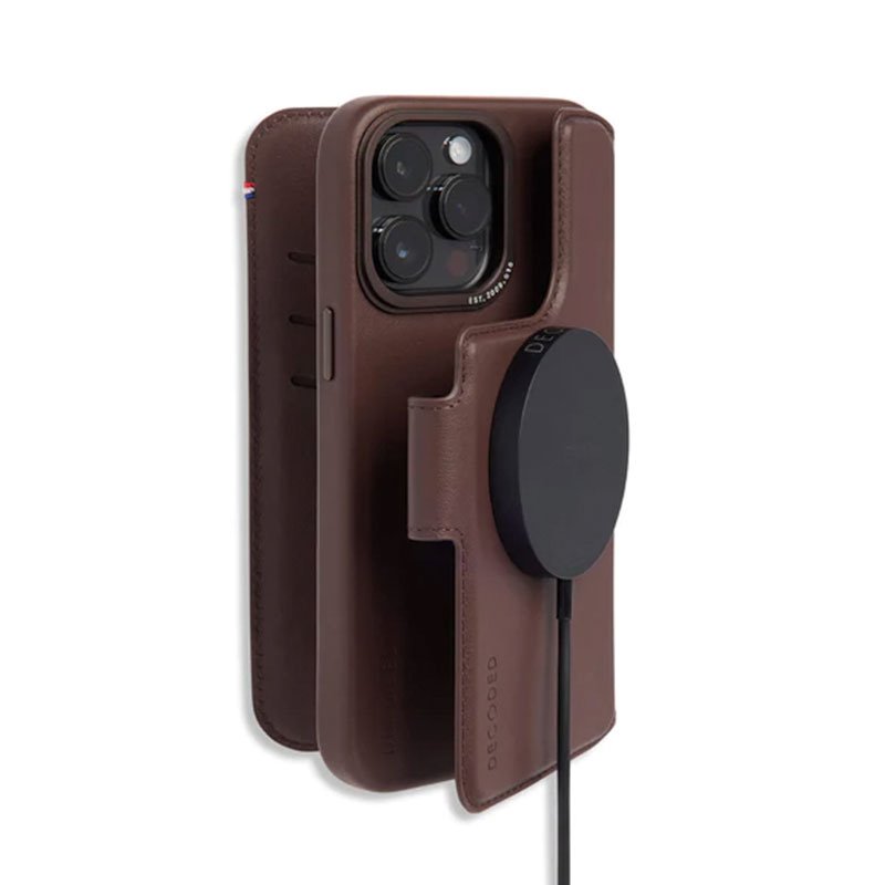 Decoded pouzdro Leather Detachable Wallet MagSafe pro iPhone 14 Pro-Brown