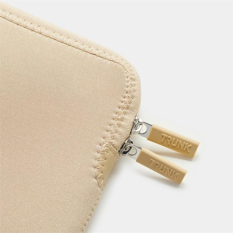 Trunk puzdro Neoprene Sleeve pre Macbook Air 13" M1/M2/M3/M4 - Golden
