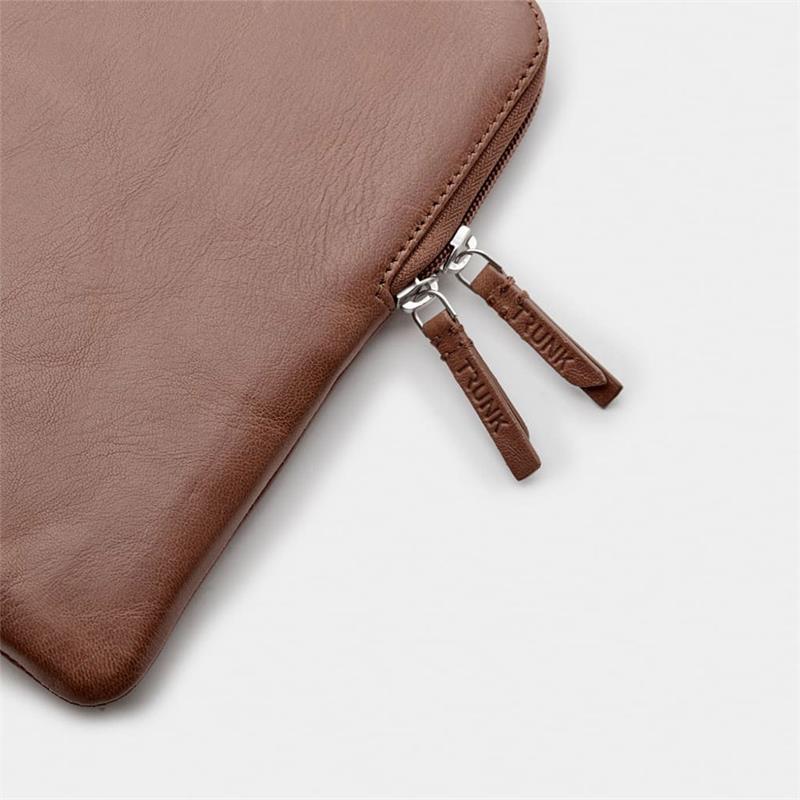 Trunk puzdro Leather Sleeve pre Macbook Air 13" M1/M2/M3/M4 - Brown