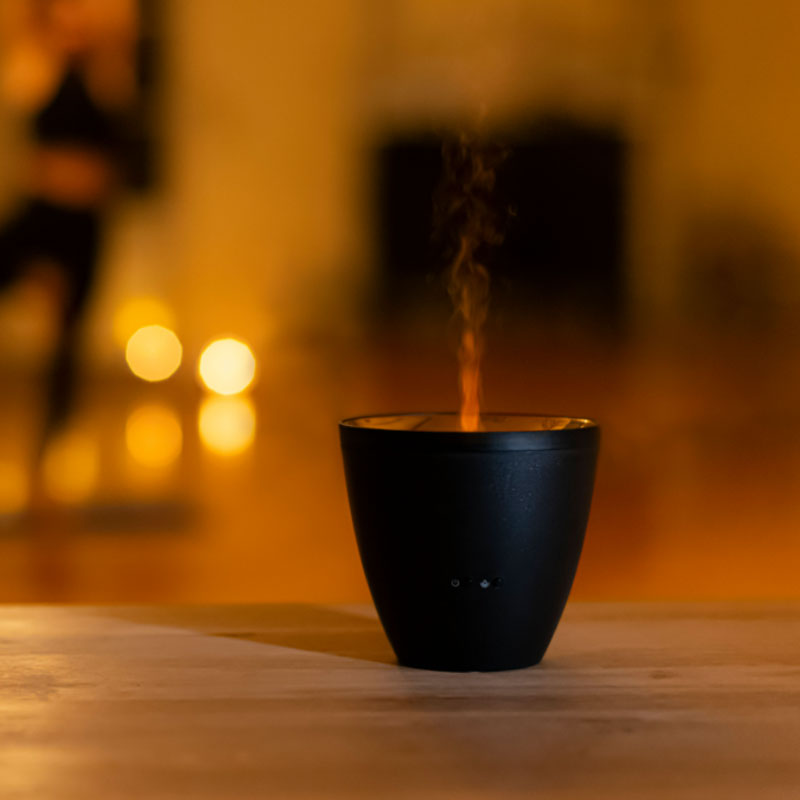 Stadler Form Zoe Black difúzor s efektom horiaceho plameňa