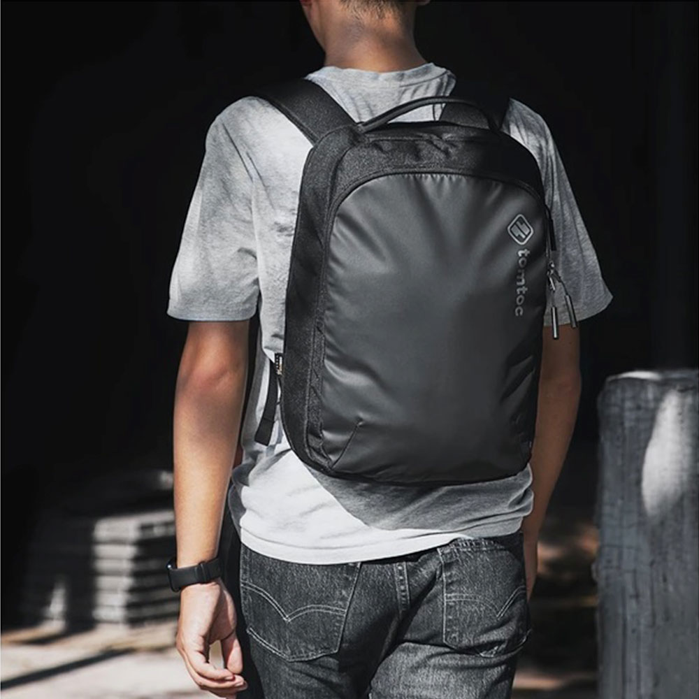 TomToc batoh H62 Premium Urban Backpack pre Macbook Pro 16" - Black