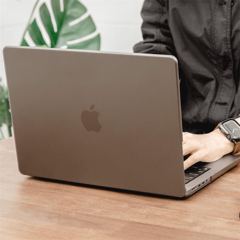 SwitchEasy Hardshell Nude Case pre MacBook Air 15" M2/M3/M4 - Black