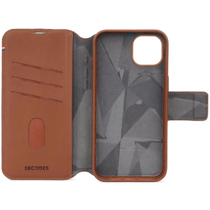 Decoded puzdro Leather Detachable Wallet MagSafe pre iPhone 15 - Tan