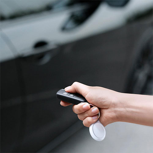 Spigen kryt Ultra Hybrid pre AirTag - White