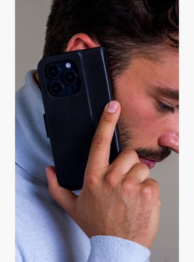 dbramante1928 - Puzdro Copenhagen Slim pre iPhone 14 Pro Max, čierna