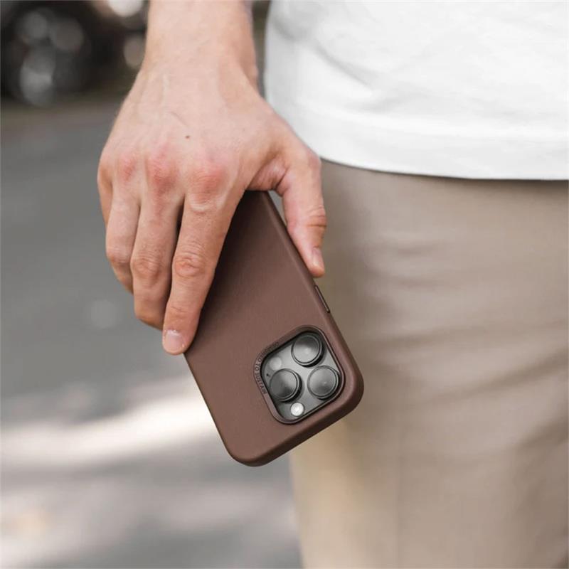 Woodcessories kryt Bio Leather Case MagSafe pre iPhone 15 Pro Max - Brown