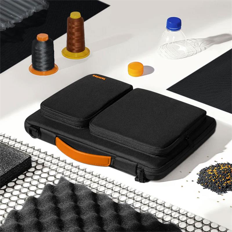 TomToc taška Versatile A42 pre Macbook Air 15" M2/M3/M4 - Black