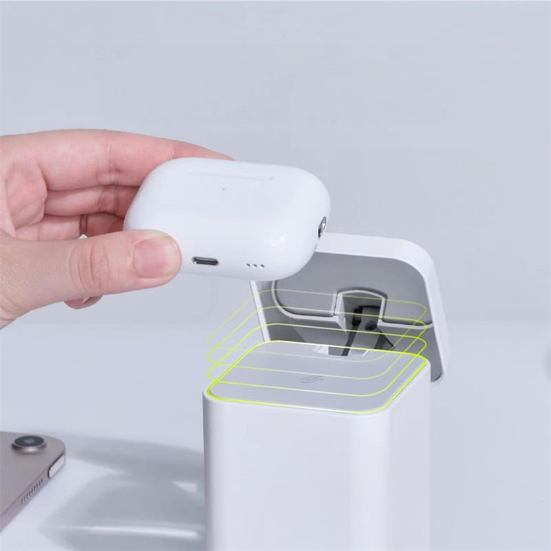 Adam Elements Omnia Mag 4 Magnetic 4-in-1 Power Charging Station - White