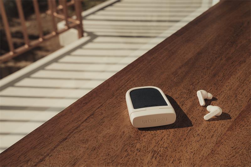URBANISTA Phoenix Solar Panel Desert Rose