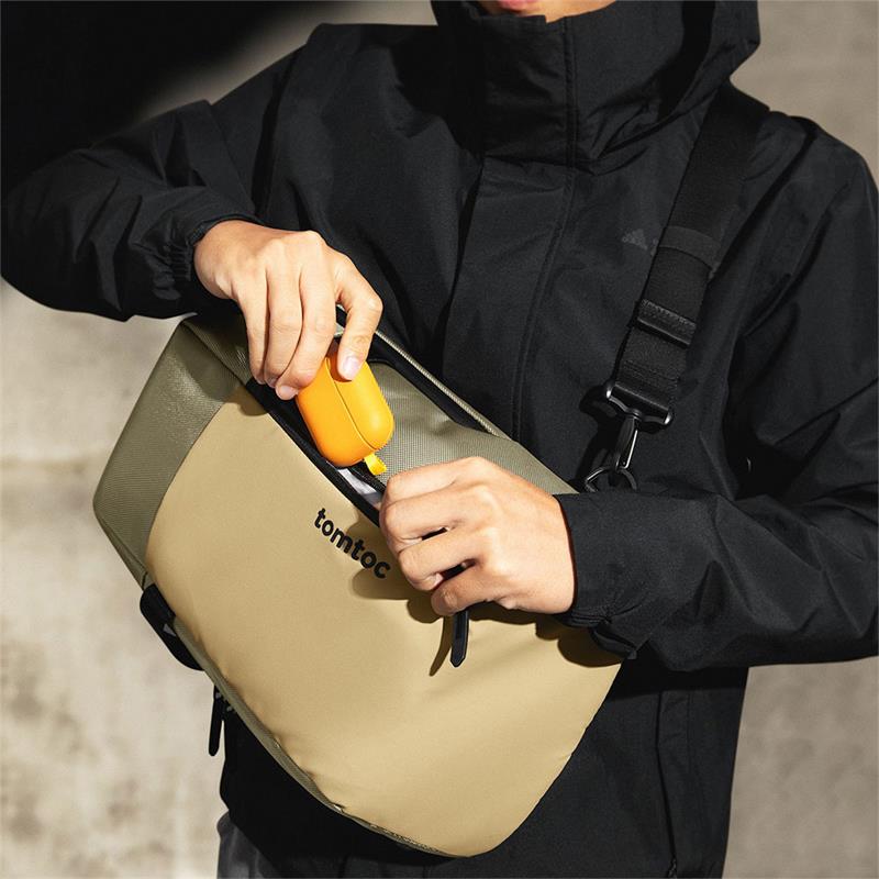 TomToc batoh Navigator T24 Sling Bag XS - Khaki