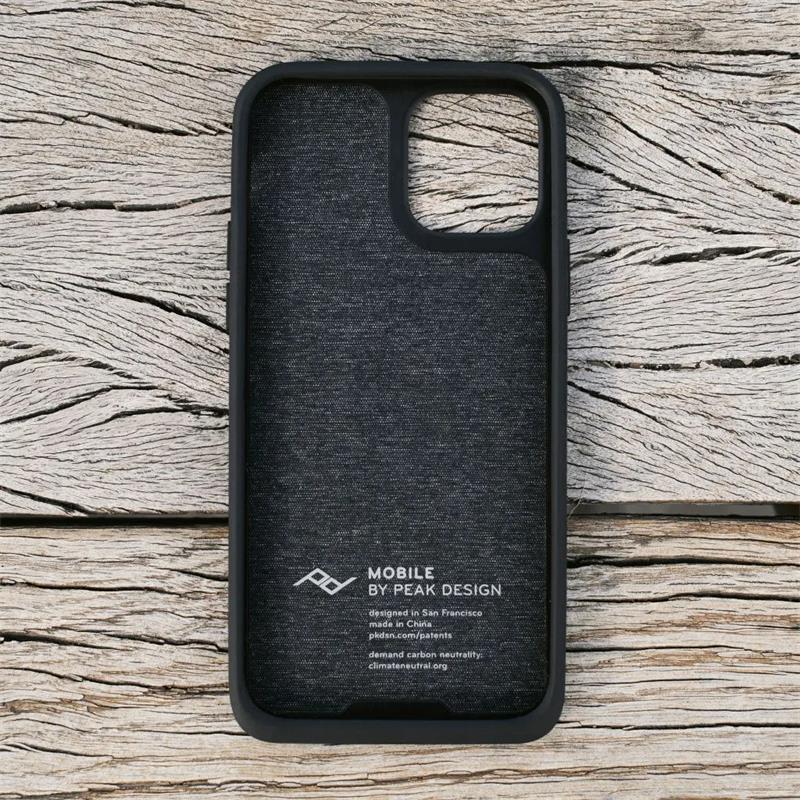 Peak Design Everyday Case pro iPhone 14 Pro - Charcoal *Vystavený*