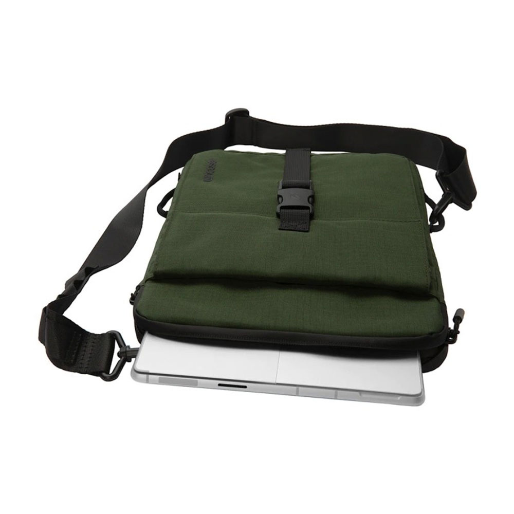 Incase puzdro Transfer Sleeve pre MacBook 13"/14" - Highland Green