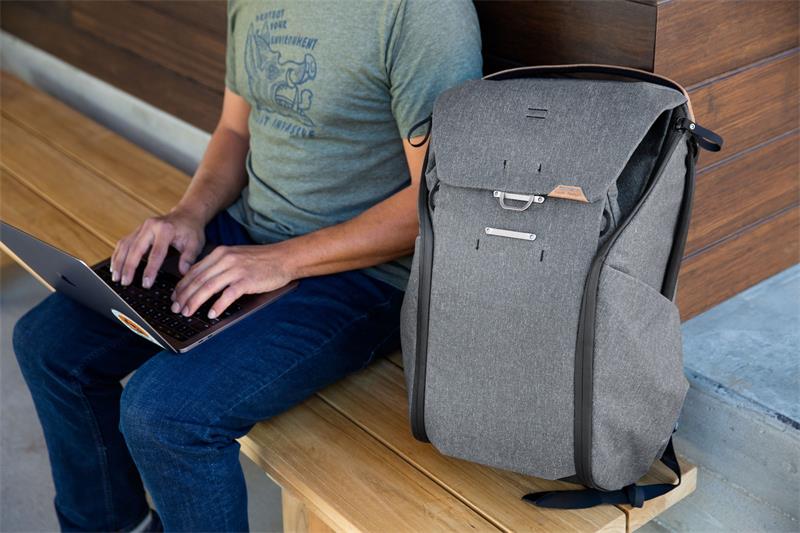 Peak Design Everyday Backpack 20L v2 - Charcoal