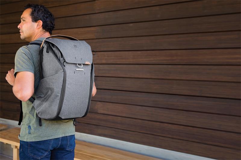 Peak Design Everyday Backpack 20L v2 - Charcoal