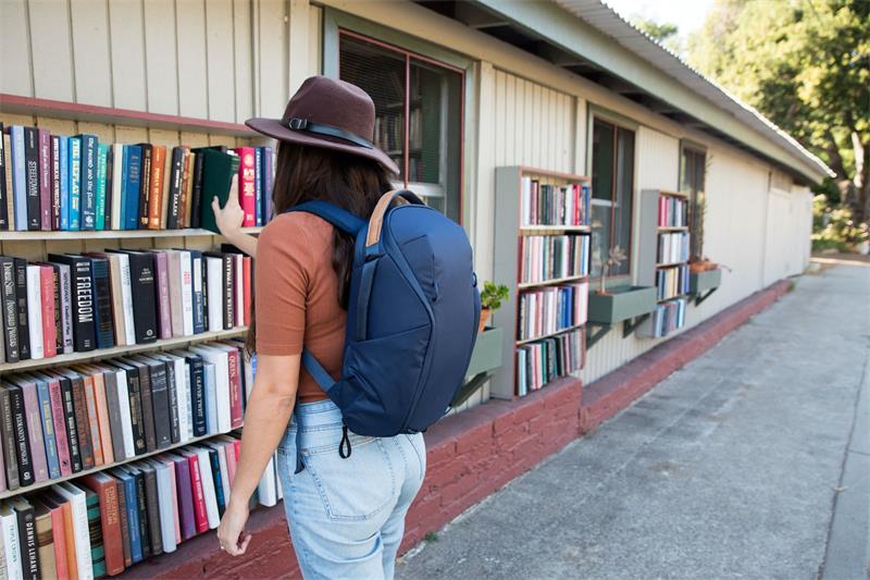 Peak Design Everyday Backpack 20L Zip v2 - Midnight Blue