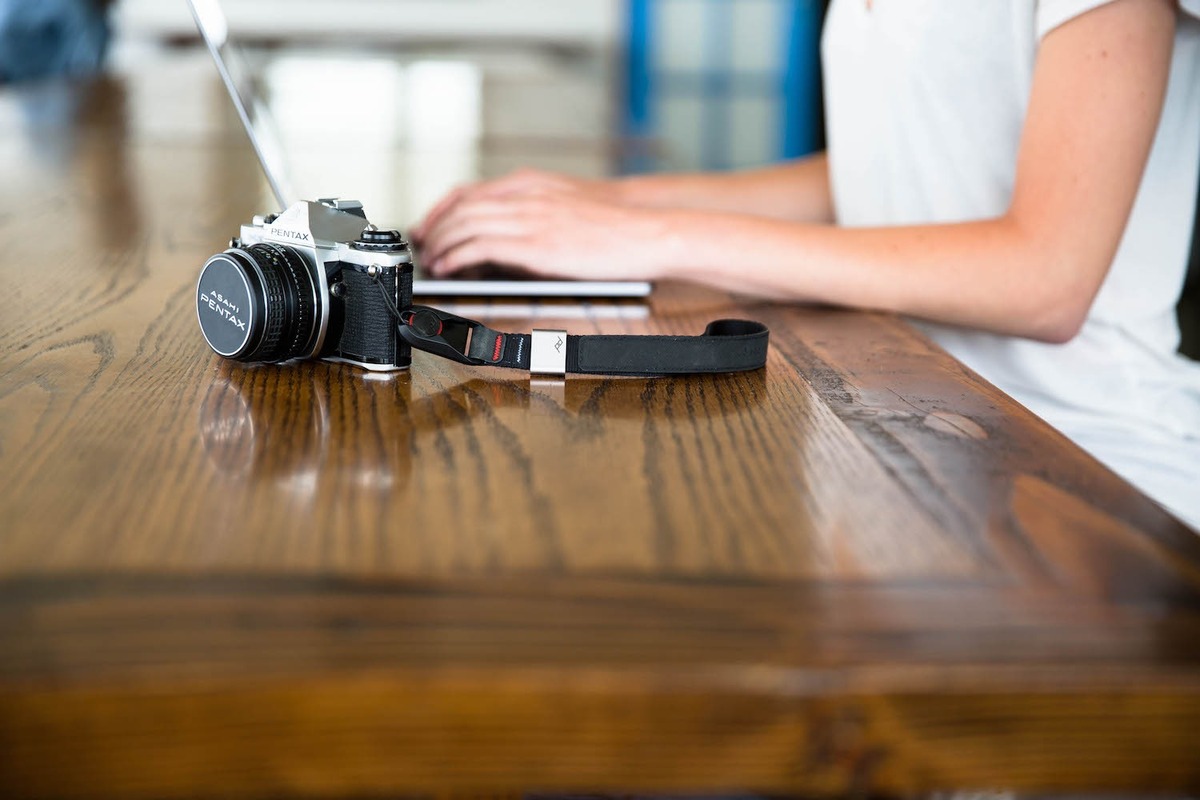 Peak Design Cuff - Ash