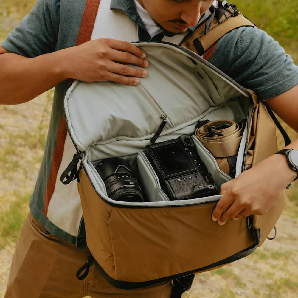 Peak Design Everyday Backpack 20L v2-Coyote
