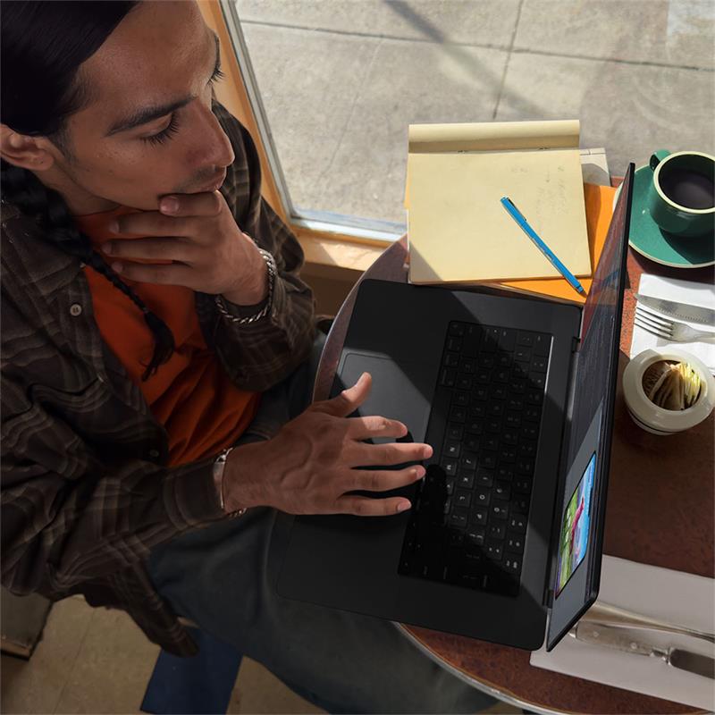 MacBook Pro 14" Apple M3 Pro 11C CPU 14C GPU 18GB 512GB Kozmický čierny SK *Vystavený*