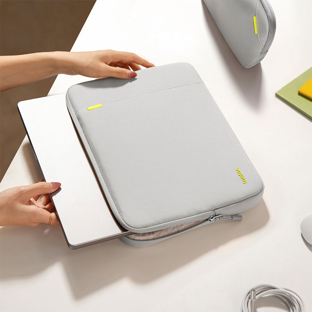 Tomtoc puzdro Recycled Sleeve with Pouch pre Macbook Air 13" M1/M2/M3/M4 - Gray