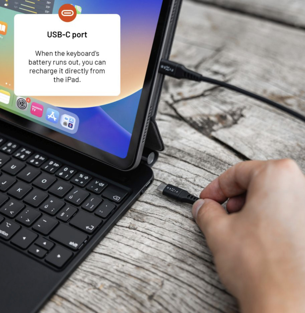FIXED Typee bezdrátová klávesnice s magnetickým uchycením pro Apple iPad Pro 11" M4 2024/M5 2025, CZ, černá