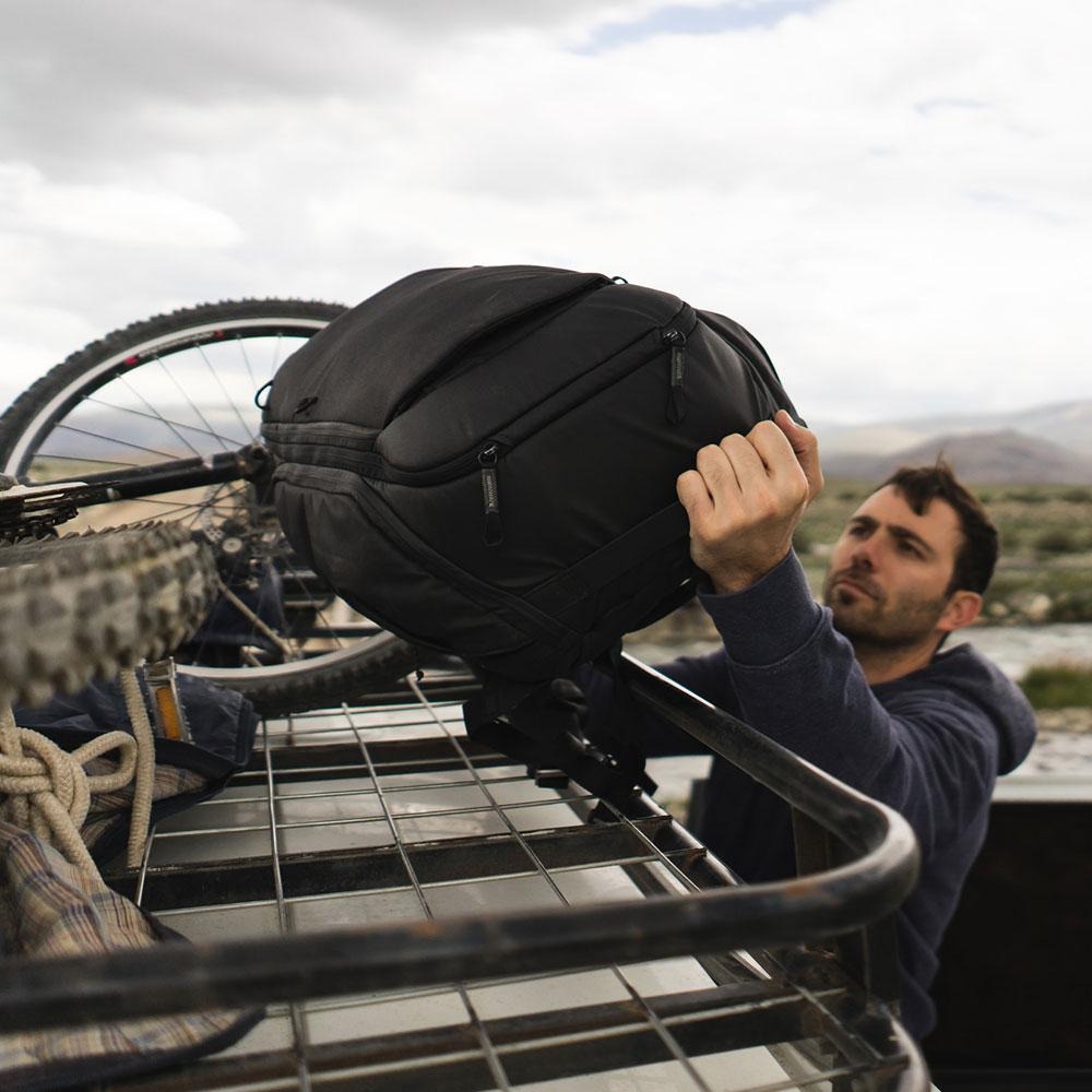 Peak Design Travel Backpack 45L v2-Black