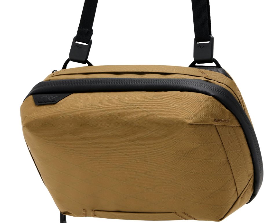 Peak Design Tech Pub-Coyote