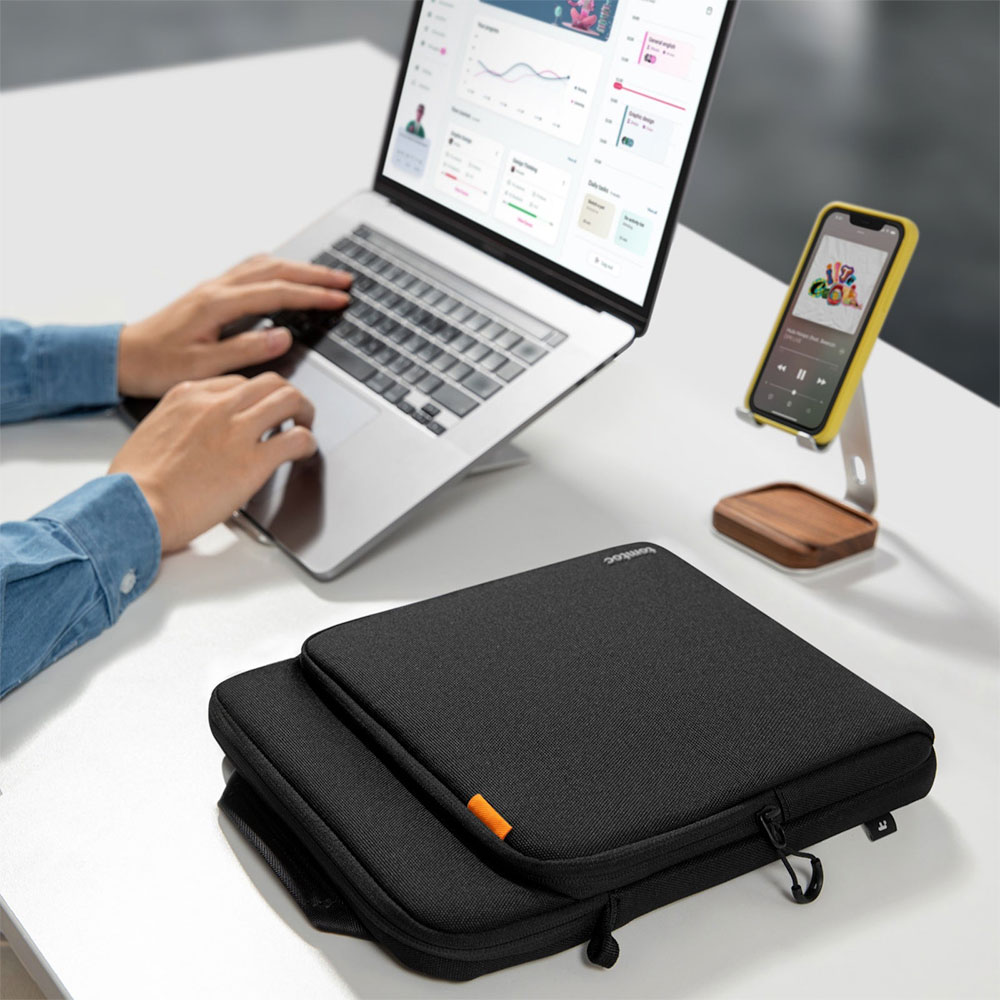 Tomtoc taška DefenderACE A03 pre Macbook Air 13" M1/M2/M3/M4 - Black