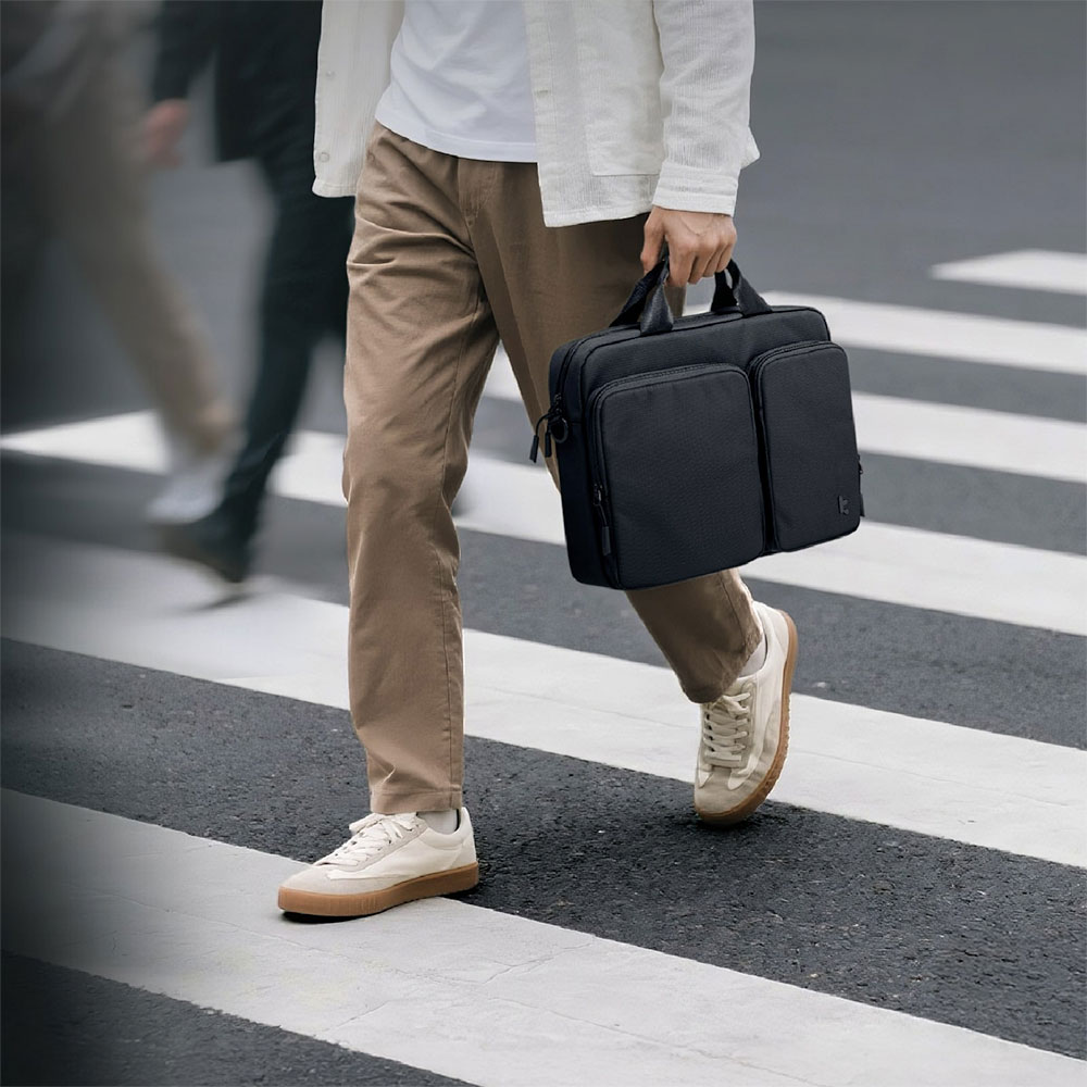 Tomtoc taška A33 pre Macbook Pro 14" M1/M2/M3/M4 - Black