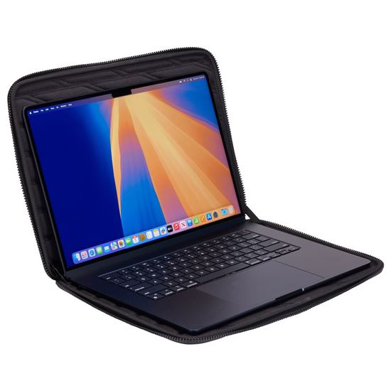 Thule Gauntlet 5 puzdro na 16" Macbook Pro čierne