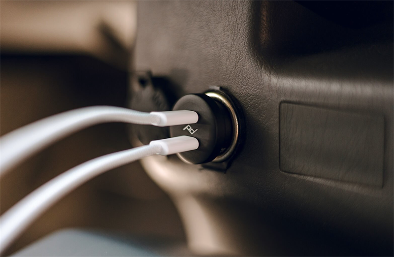 Peak Design Car Power Adapter 2x USB-C, 45W-černá