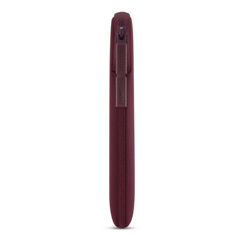 Pipetto pouzdro Classic Fit Sleeve V2 pro Macbook Air 13" (M2-M5)/Pro 14" - Burgundy