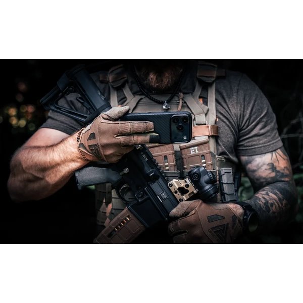 Tactical MagForce Aramid Kryt Apple iPhone 17 Pro čierny