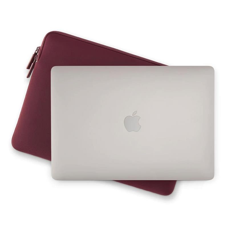 Pipetto pouzdro Classic Fit Sleeve pre Macbook Neo - Burgundy