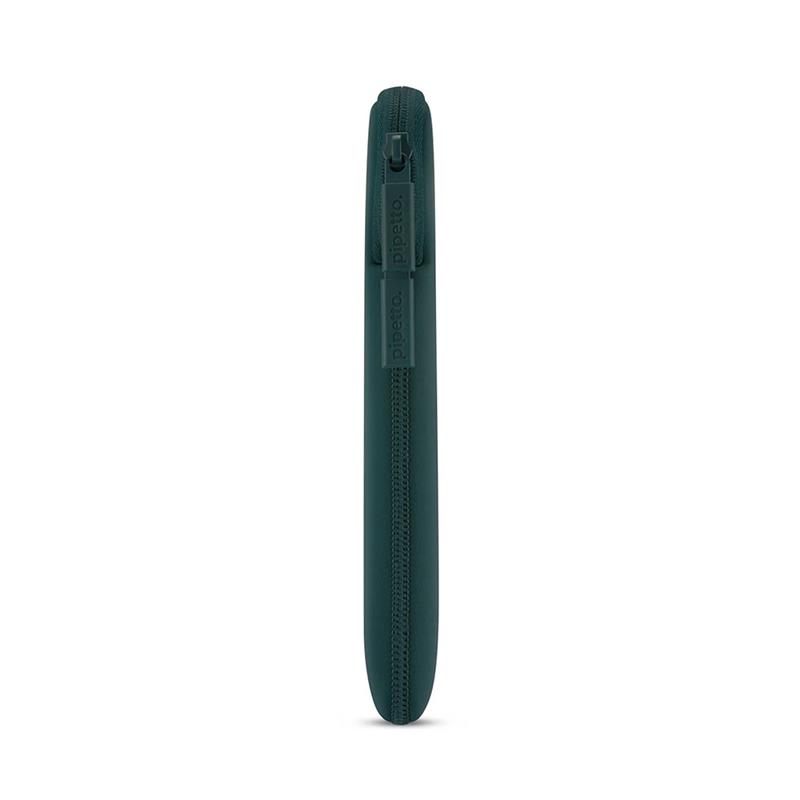 Pipetto pouzdro Classic Fit Sleeve pre Macbook Neo - Dark Teal