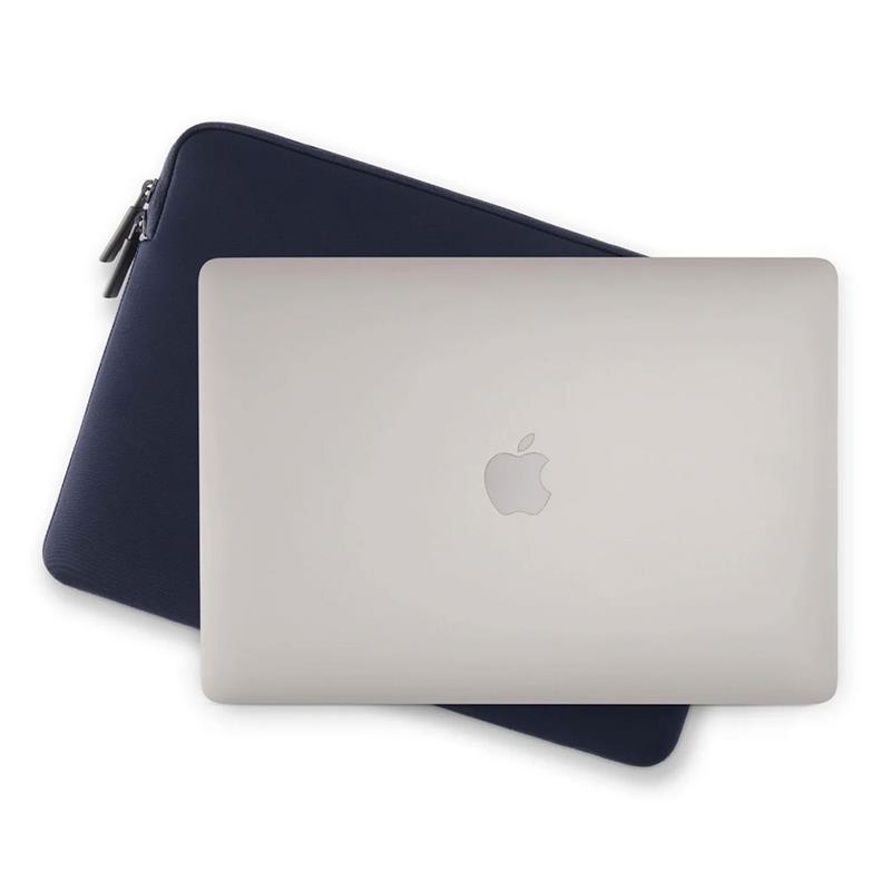Pipetto pouzdro Classic Fit Sleeve pre Macbook Neo - Dark Blue