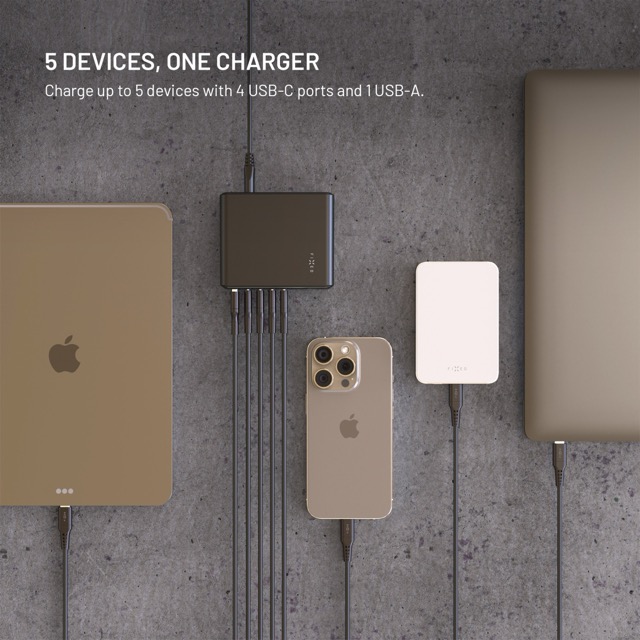 FIXED Dokovací GaN stanice s displejem 4x USB-C a USB, PD 3.2, 140W, černá