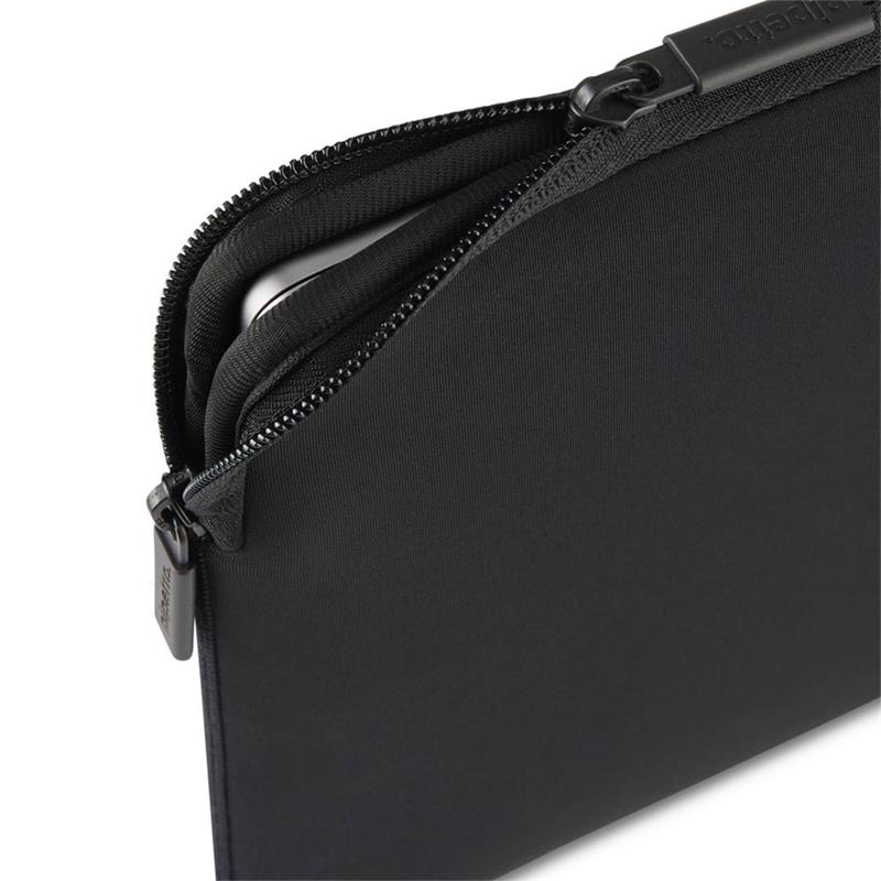 Pipetto puzdro Classic Fit Sleeve pre Macbook Pro 16" M1/M2/M3/M4 - Black