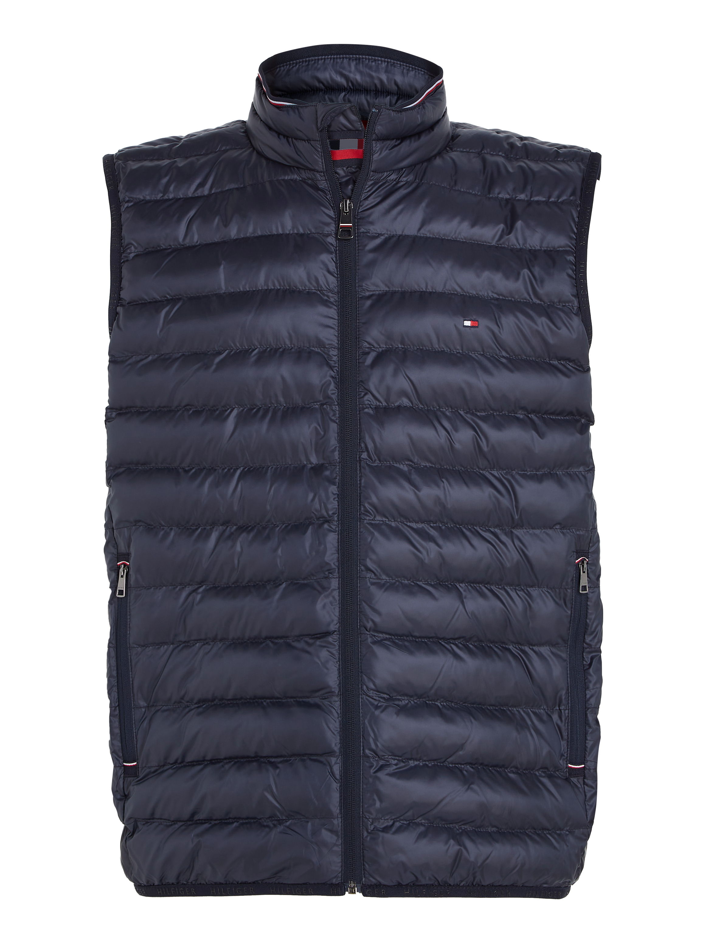 CORE PACKABLE CIRCULAR VEST male
