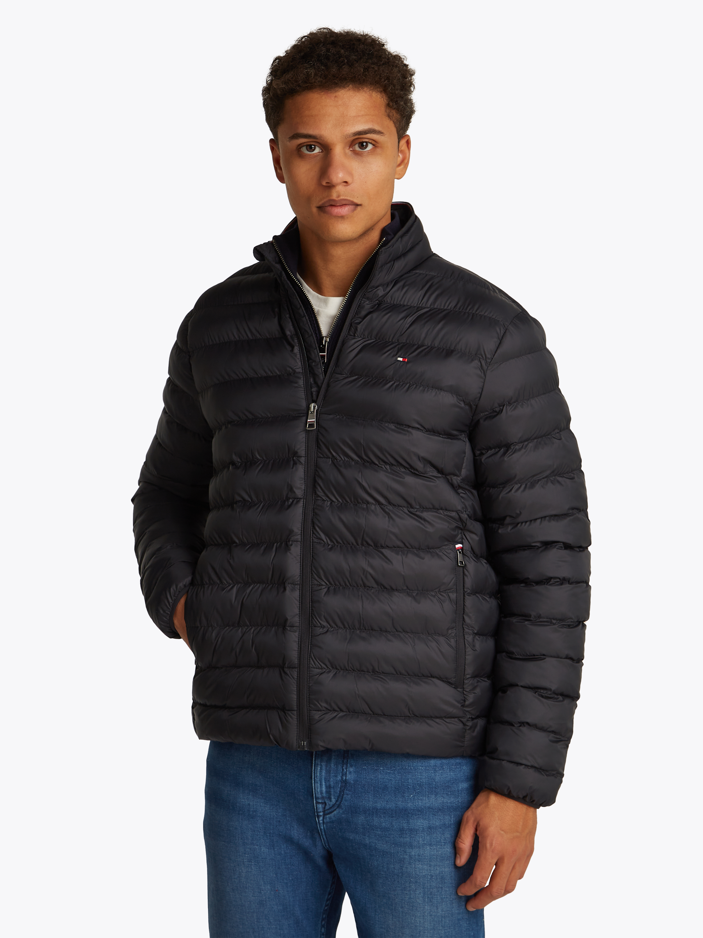 CORE PACKABLE RECYCLED JACKET male