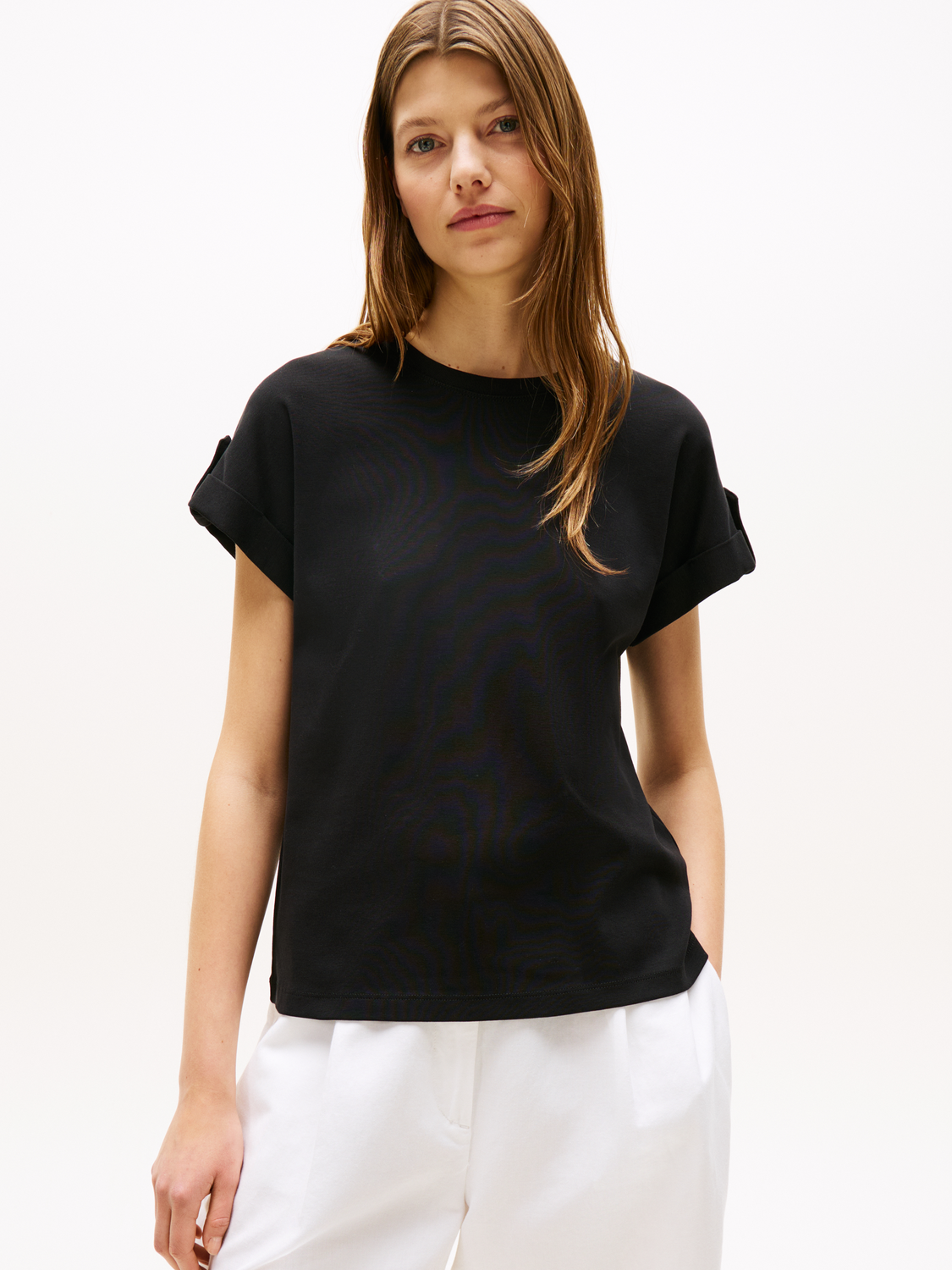 GOLD BUTTON MDRN C-NK SS TEE female