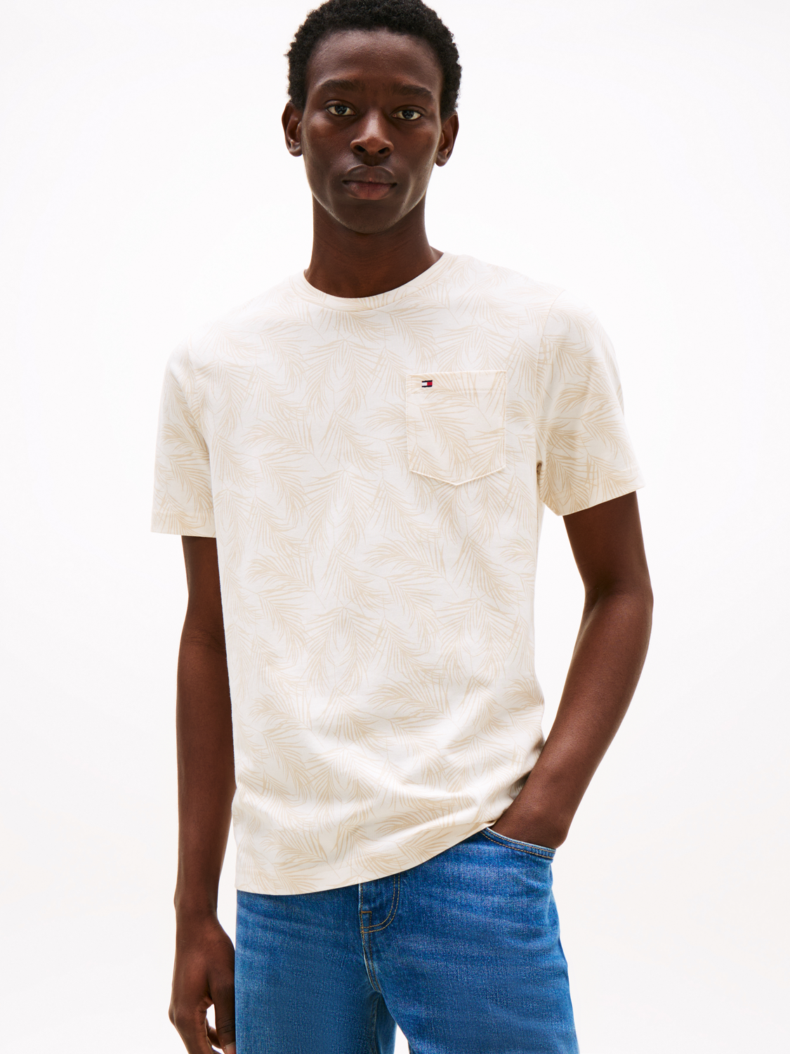 LEAF POCKET AOP TEE