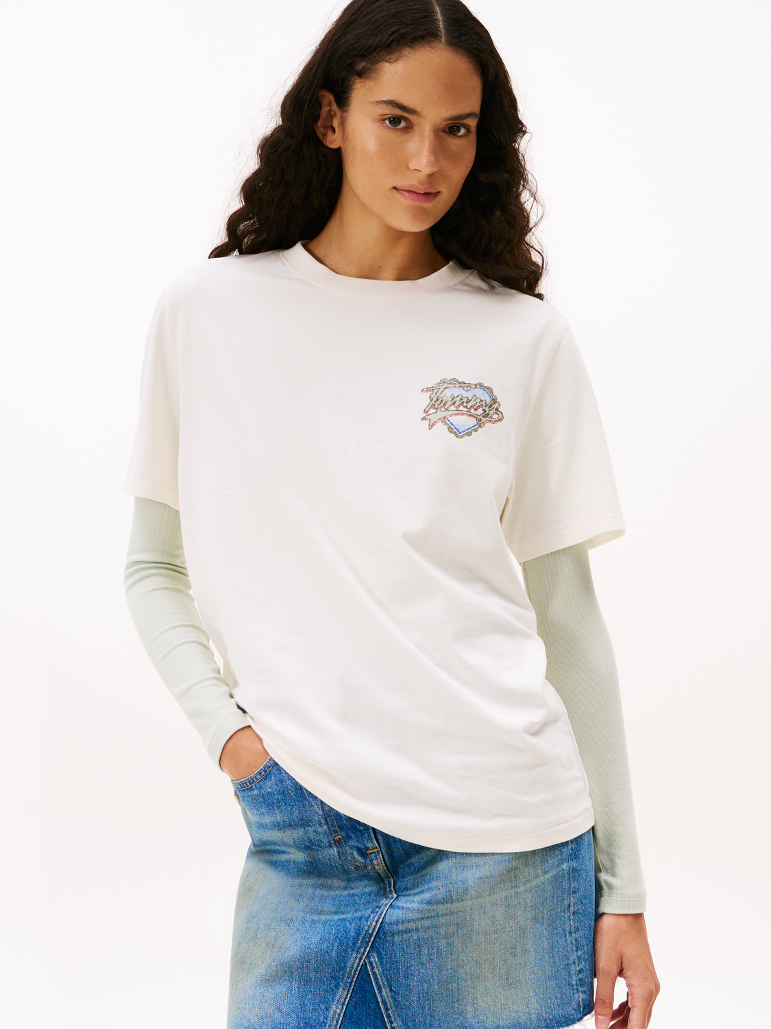 TJW RLX WASH TJ HEART TEE EXT female