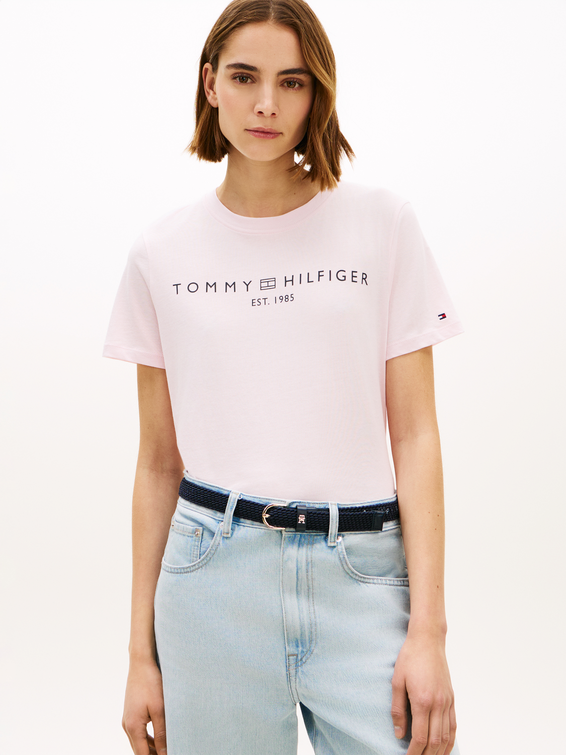 REG CORP LOGO C-NK SS female